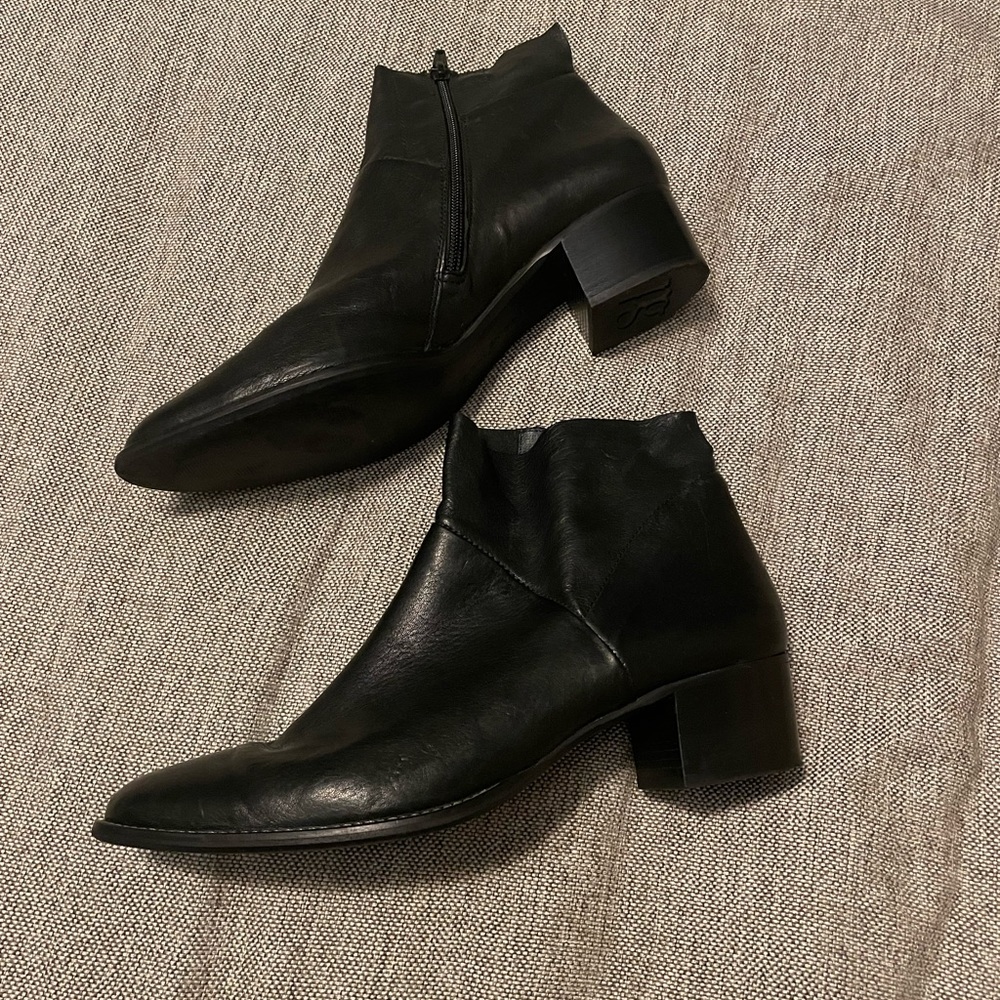 Own an original Paul Green Leather Boots!  Worn once inside.